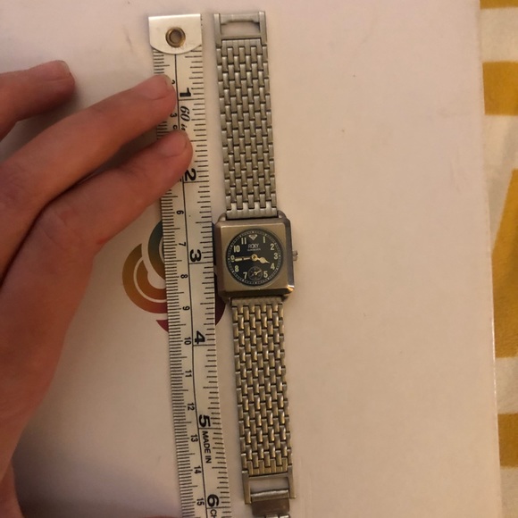 Roxy Quicksilver Chain Link Watch Silver Navy Blue - Picture 6 of 6